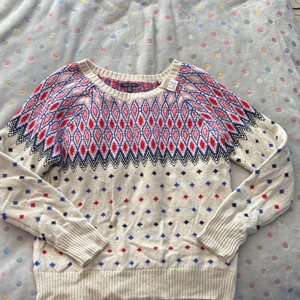 NWT American Eagle sweater, Fair Isle, Scandinavian print. Shiny thread accent.